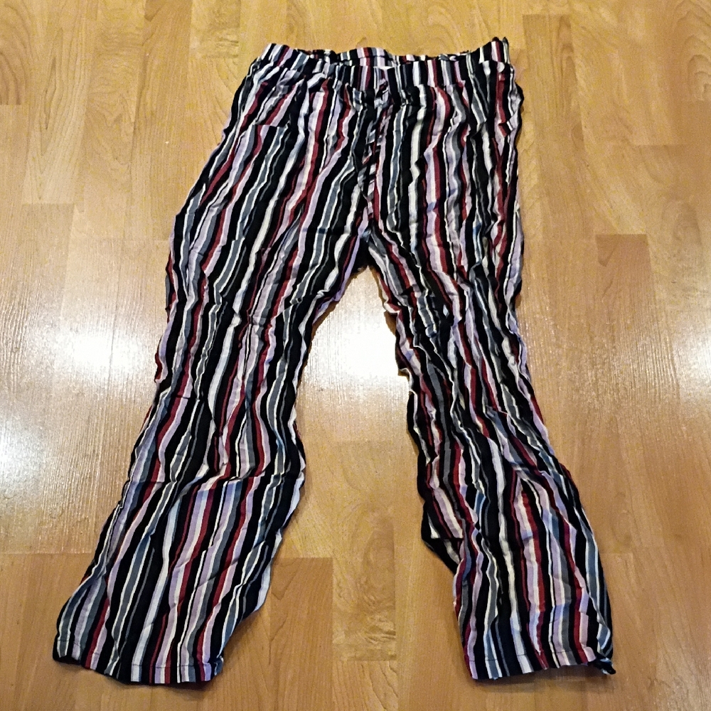 shosho Striped Elastic-Waist Pants in Black, White & Red